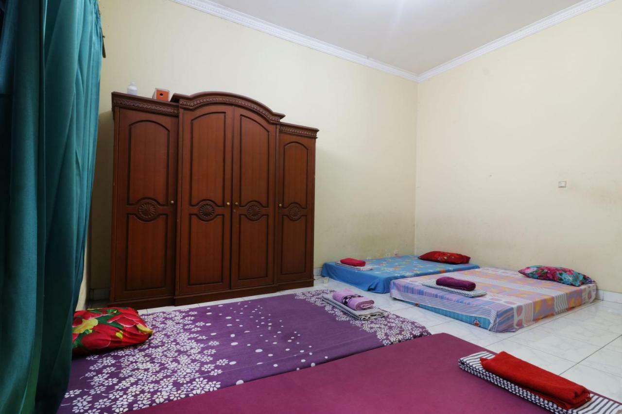Backpack Syariah Cempaka Putih Barat Hostel Jakarta Exterior foto